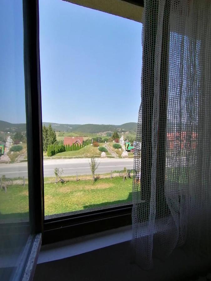 Apartman Milica Kremna Bagian luar foto